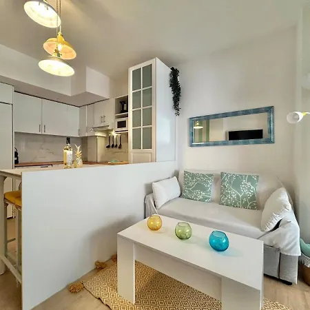 Peña 7 By Pineapple Homes *